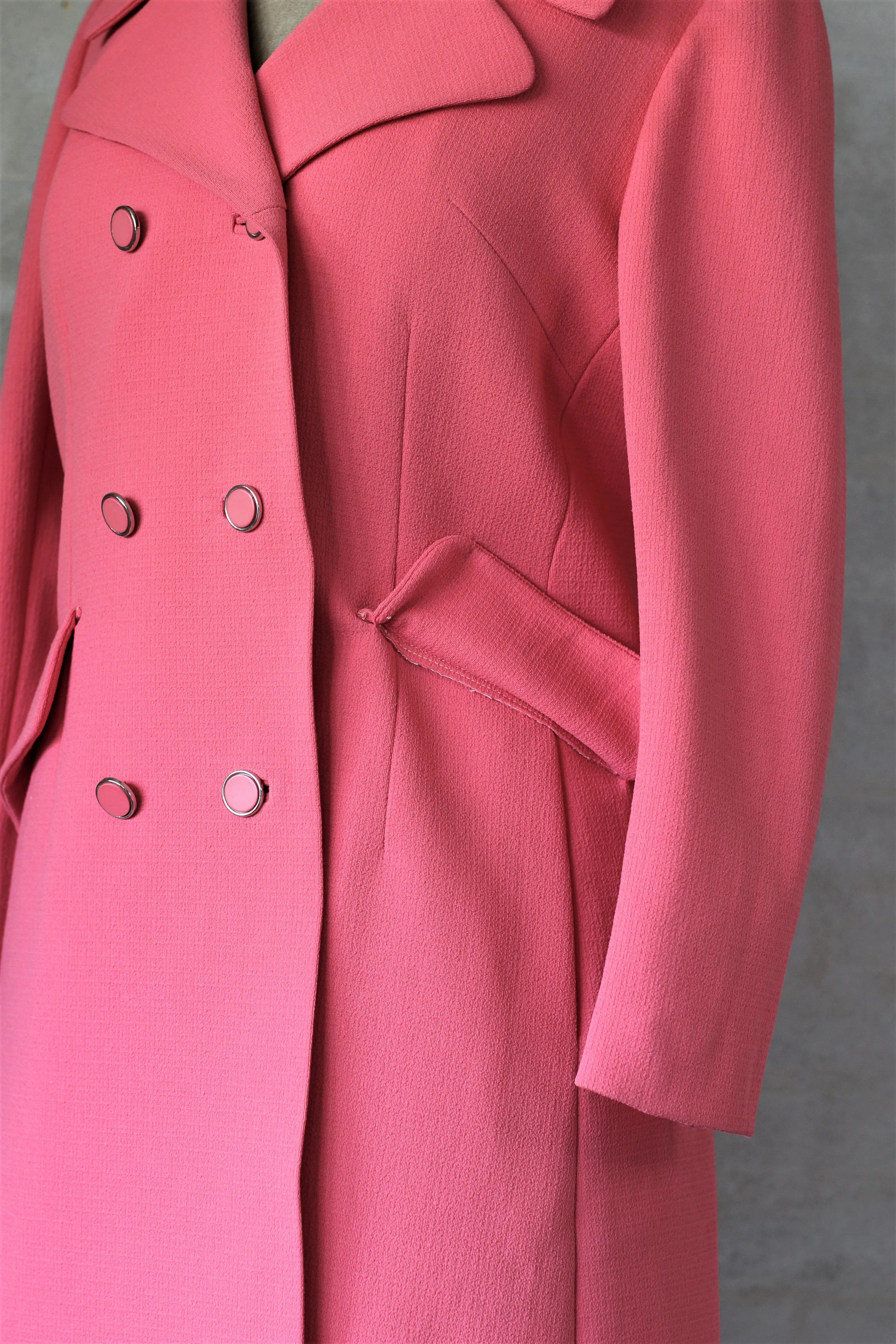 1960s Rose Pink Coat//Size L/XL.