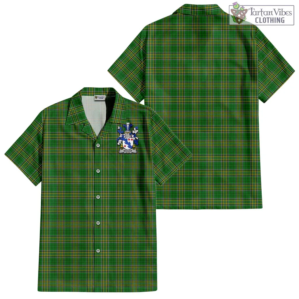 Biggar Irish Clan Tartan Short Sleeve Button Up with Coat of Arms