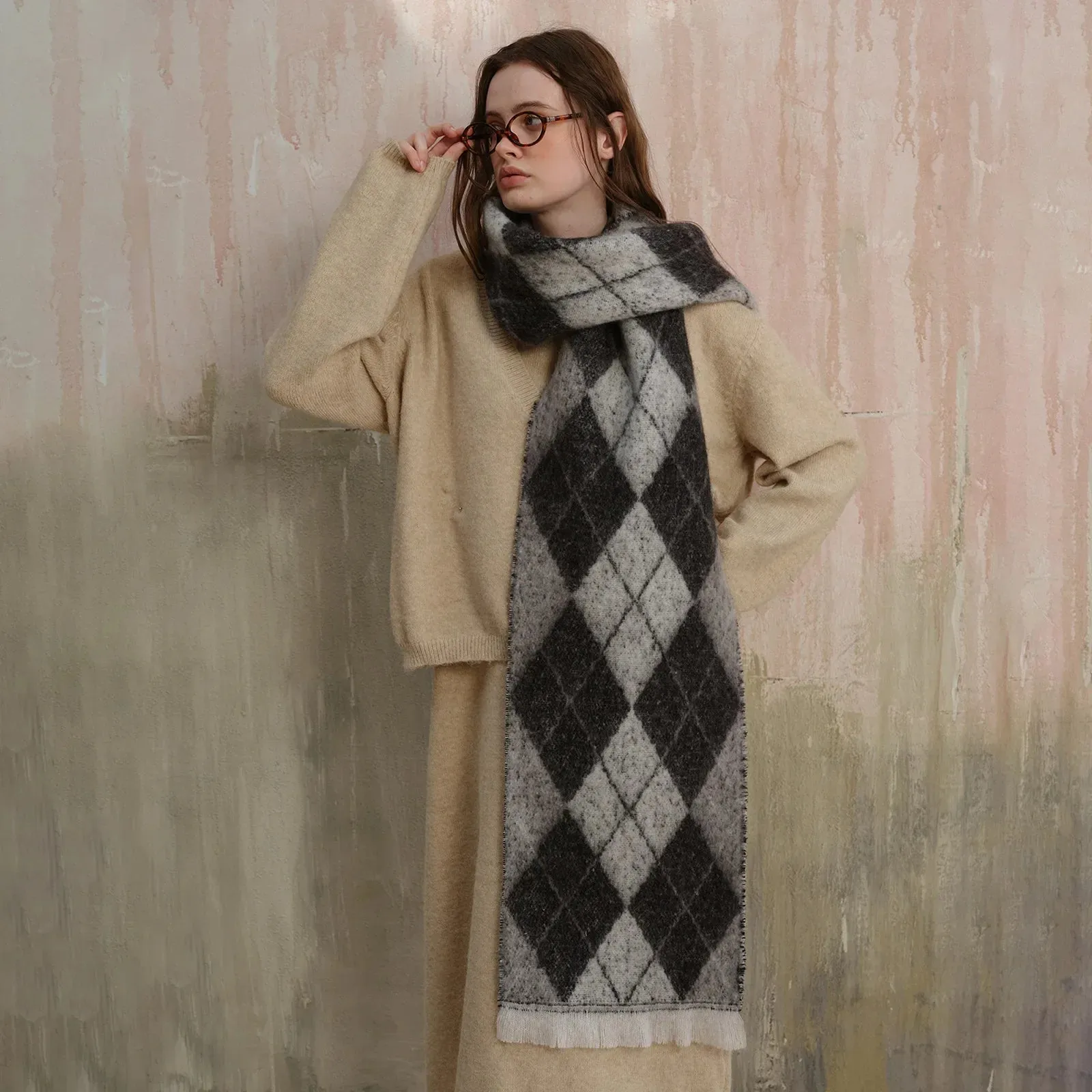 New Retro Argyle Jacquard Plaid Warm Neck Scarf for Autumn Winter 2024