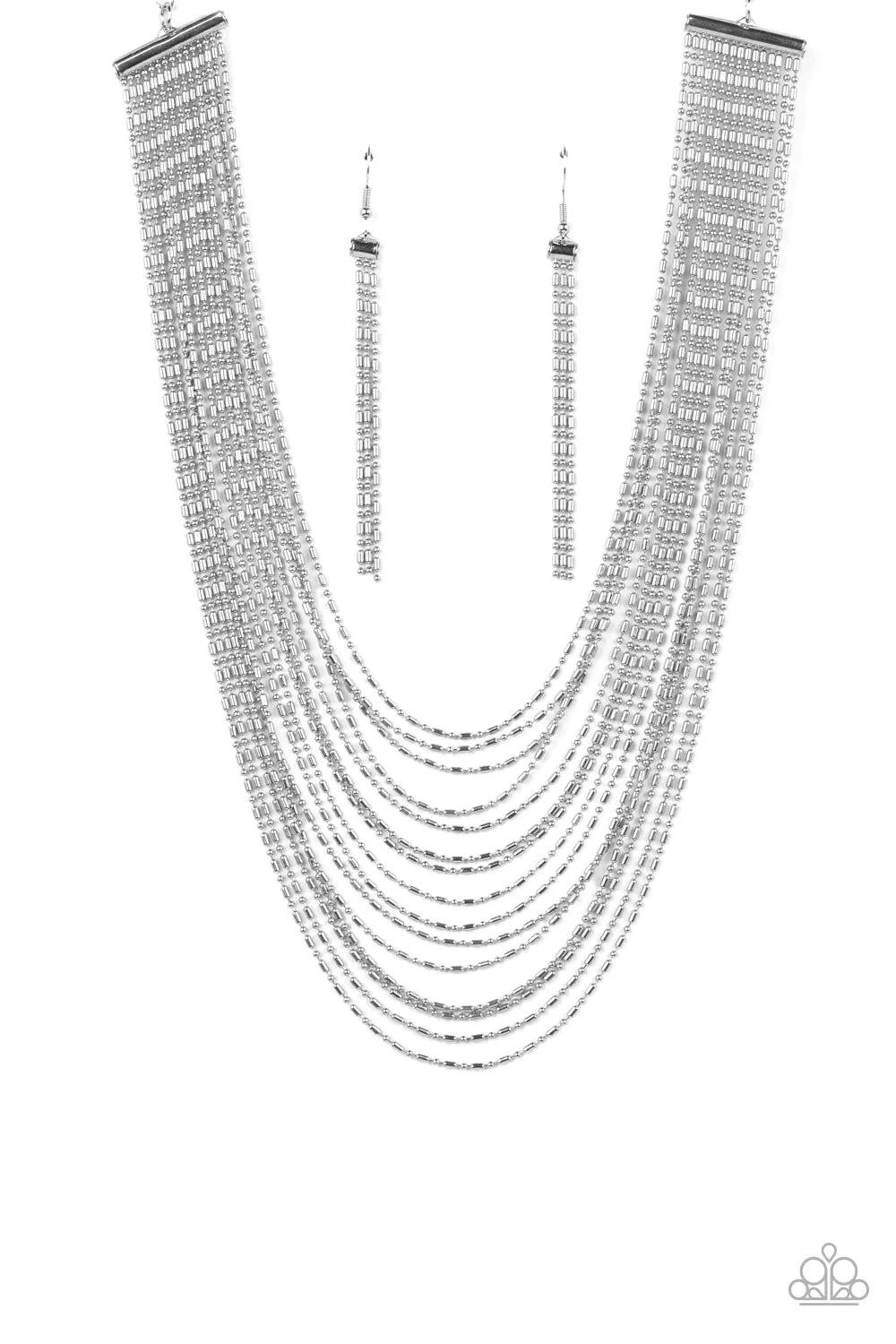 PAPARAZZI Cascading Chains - Silver NECKLACE