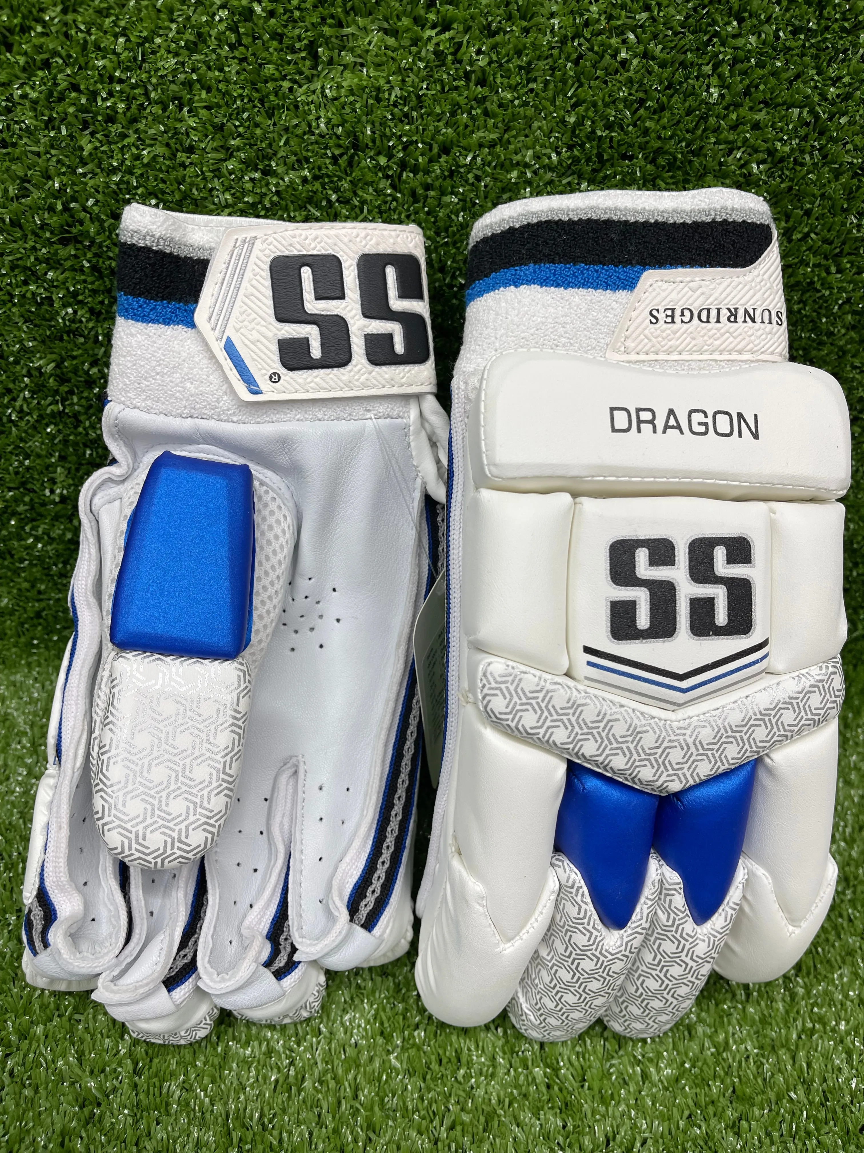 SS Dragon Adult Cricket Batting Gloves